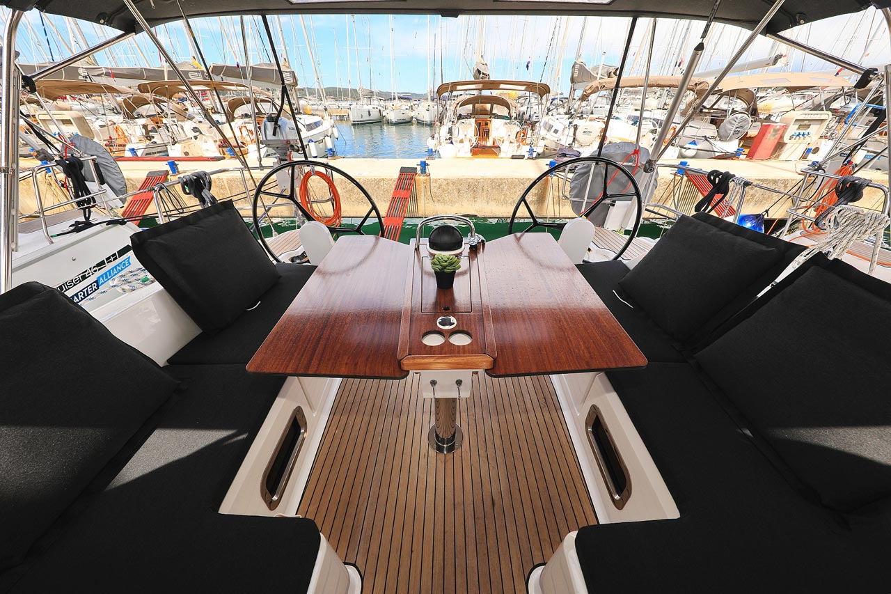 Bavaria Cruiser 46 - 4 cab. — photo 12