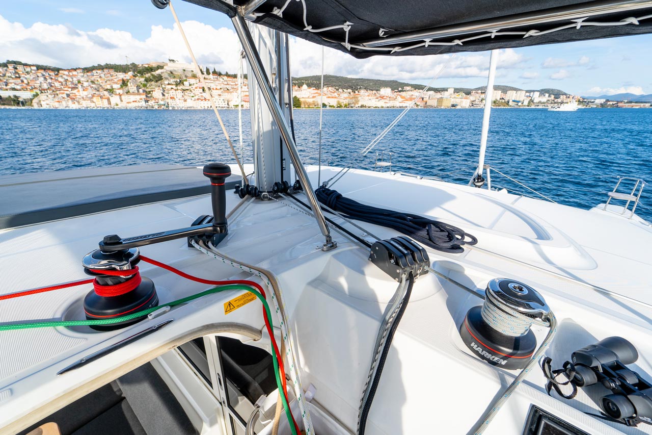 Lagoon 40 - 4 + 2 cab — photo 9