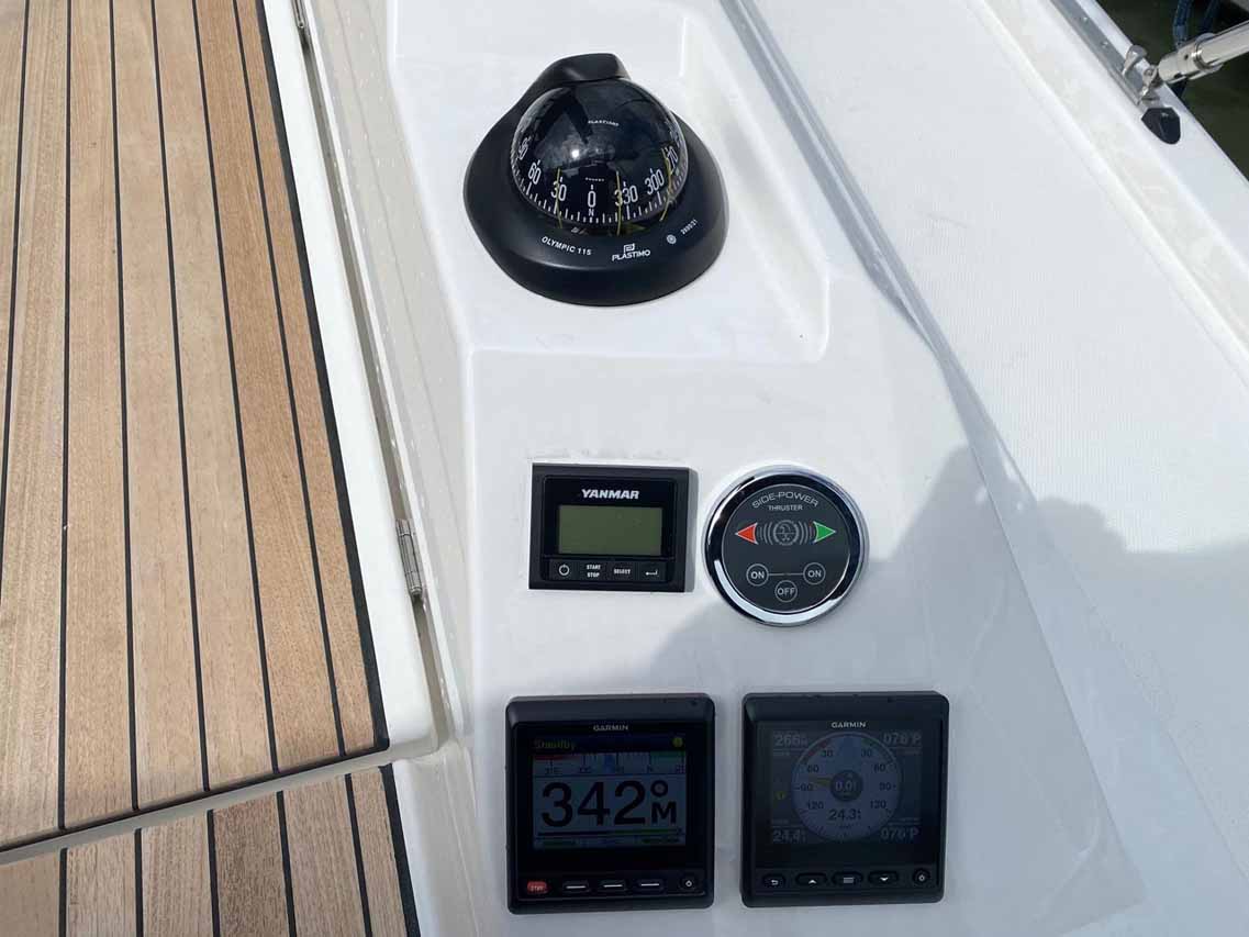 Bavaria C42 — photo 5
