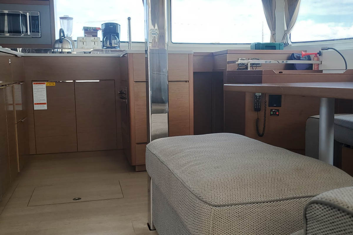 Lagoon 46 - 4 + 2 cab. — photo 7