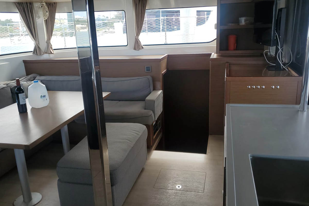 Lagoon 46 - 4 + 2 cab. — photo 8