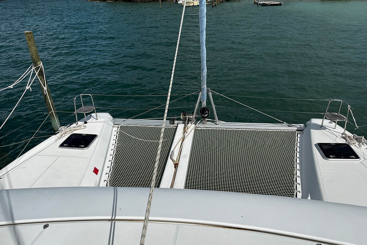 Lagoon 42 - 4 + 2 cab. — photo 3