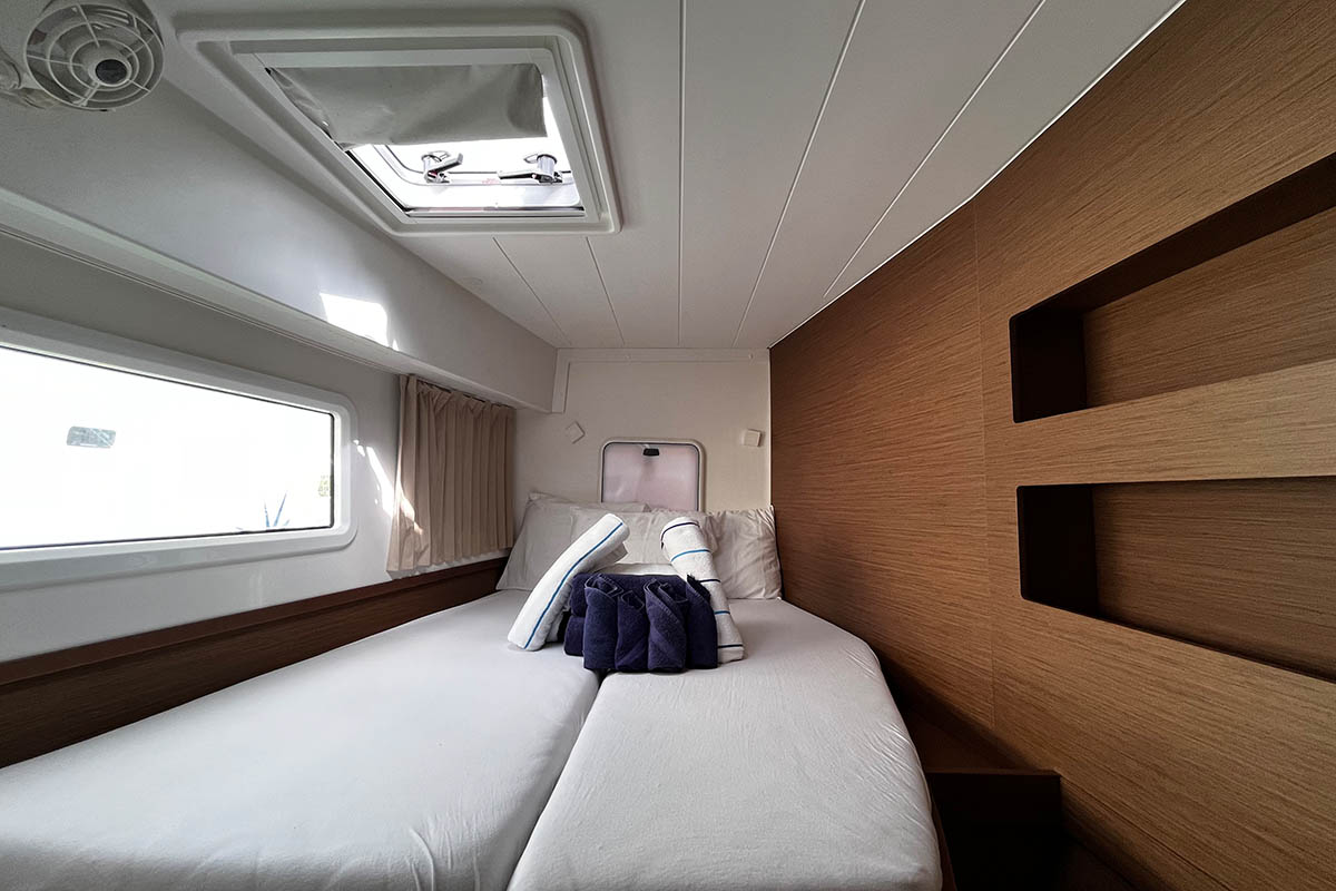 Lagoon 42 - 4 + 2 cab. — photo 16