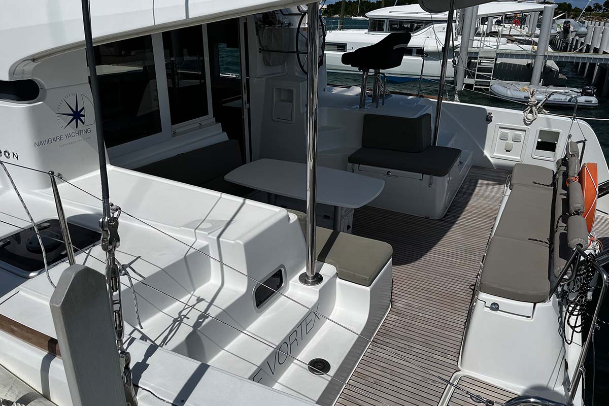 Lagoon 40 - 4 + 2 cab — photo 3