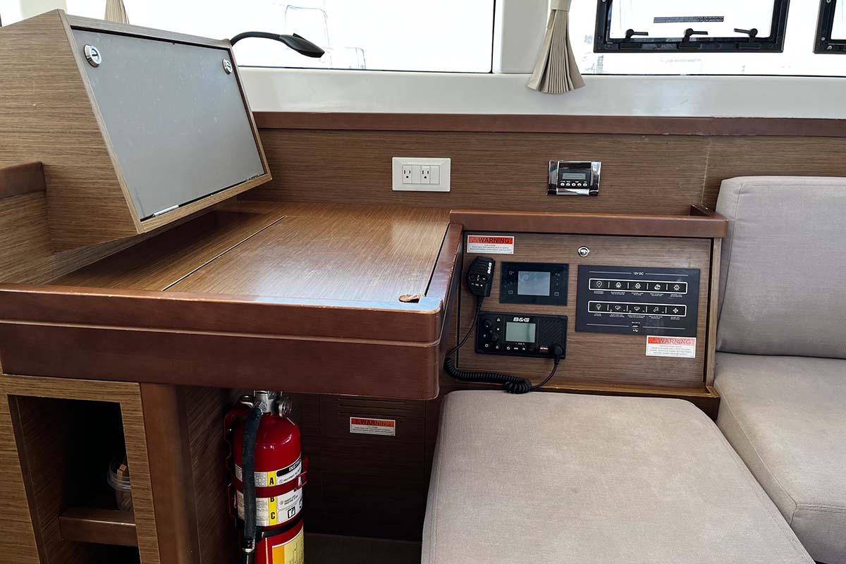 Lagoon 40 - 4 + 2 cab — photo 13