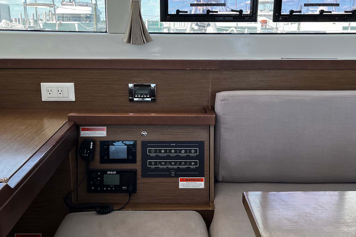 Lagoon 40 - 4 + 2 cab — photo 15