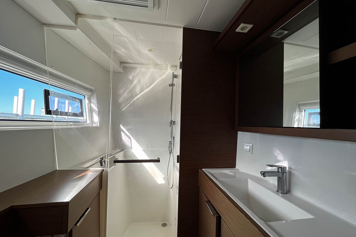 Lagoon 40 - 3 + 2 cab — photo 21