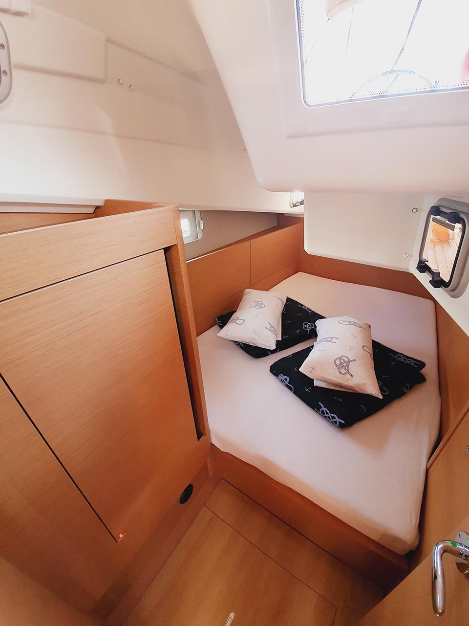 Sun Odyssey 410 - 3 cab. — photo 13