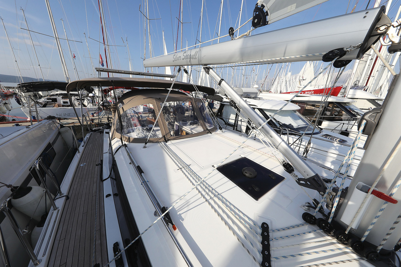 Bavaria C42 Style — photo 4