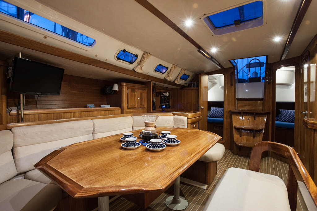 Dufour 45 Classic — photo 14