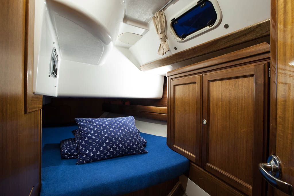 Dufour 45 Classic — photo 16