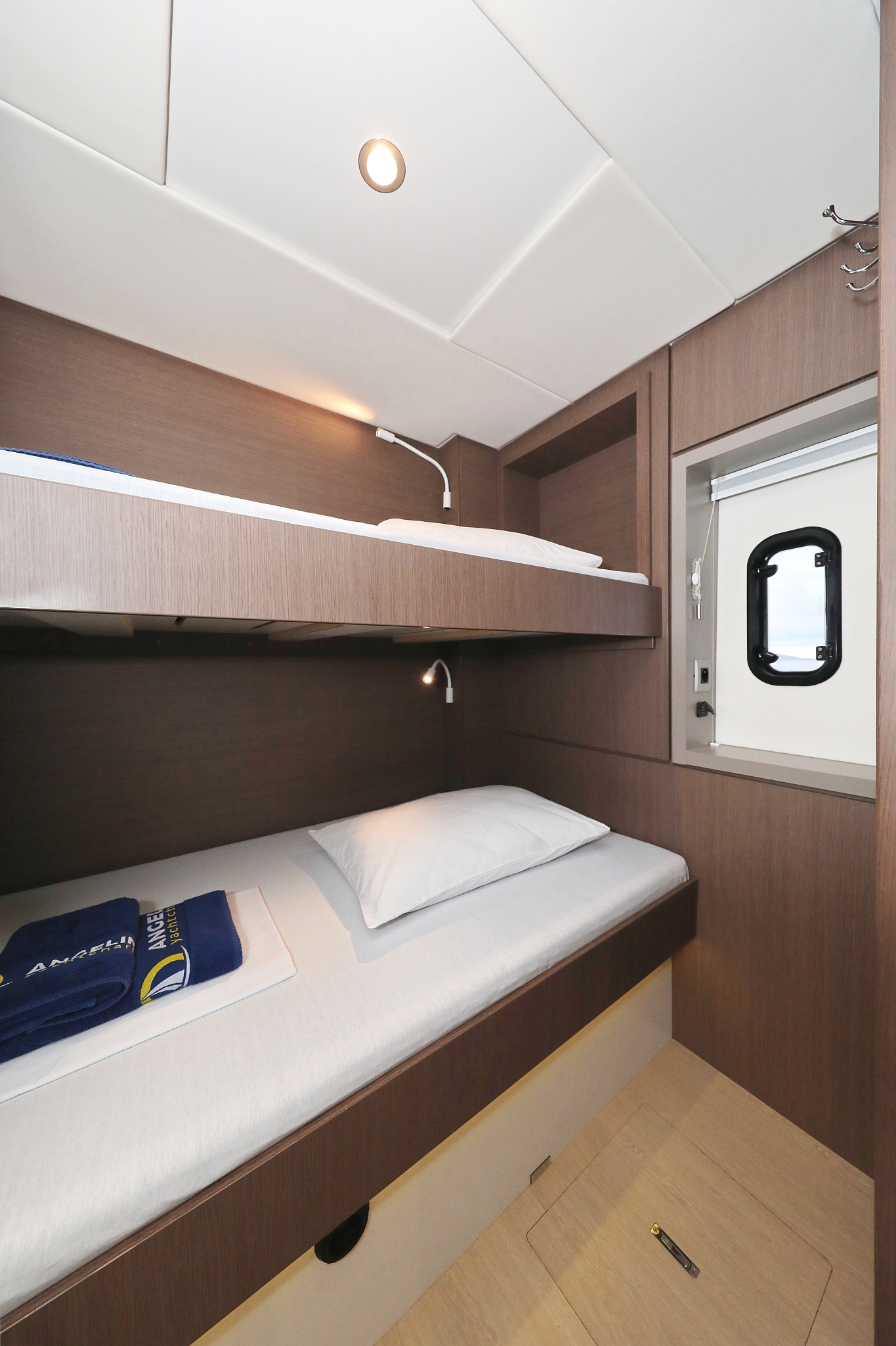 Bali 4.6 - 5 + 1 cab. — photo 23