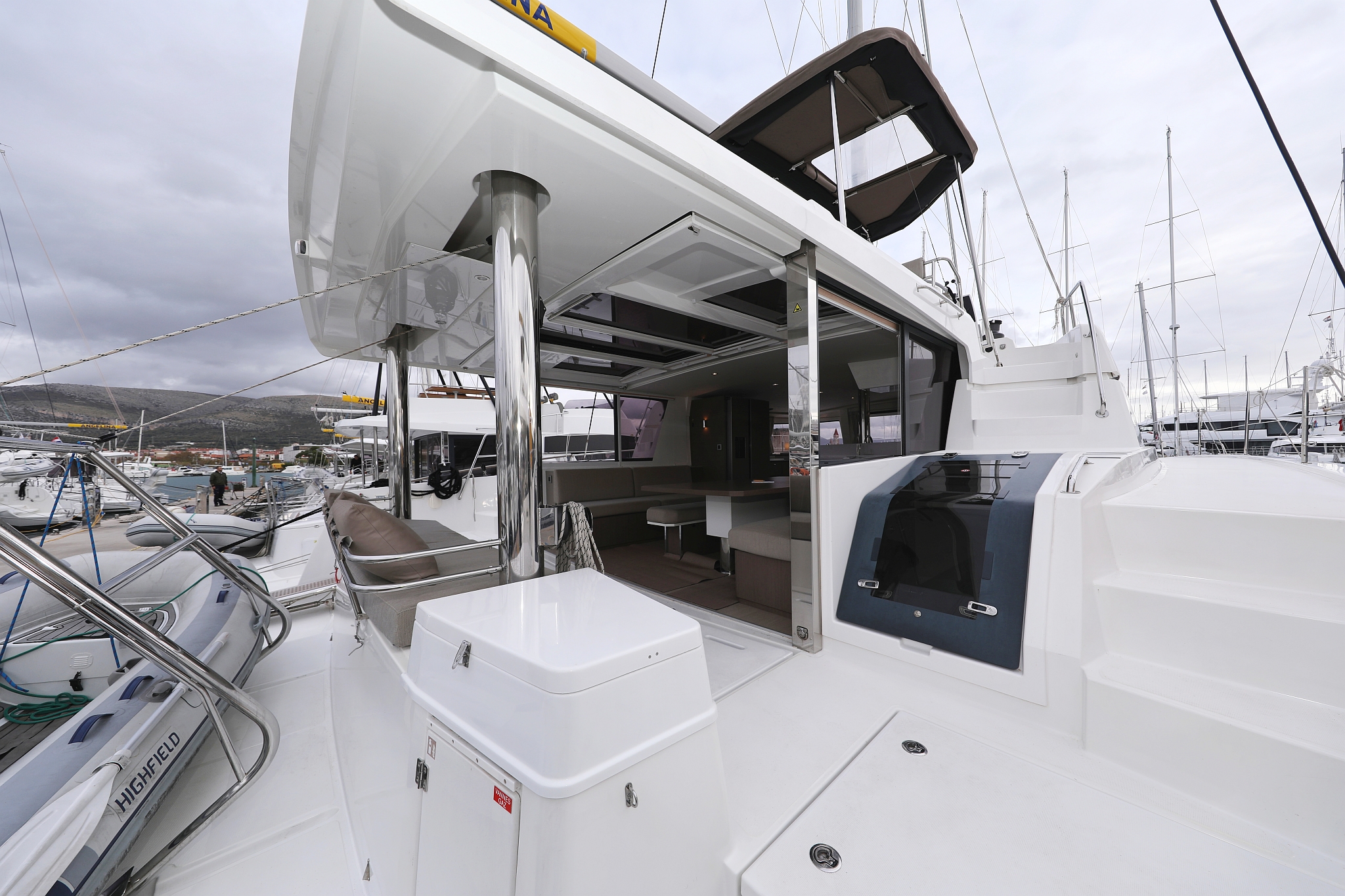 Bali 4.8 - 6 + 2 cab. — photo 2