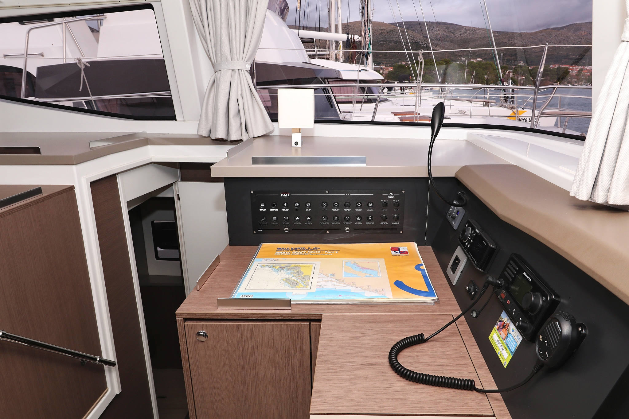 Bali 4.8 - 6 + 2 cab. — photo 44