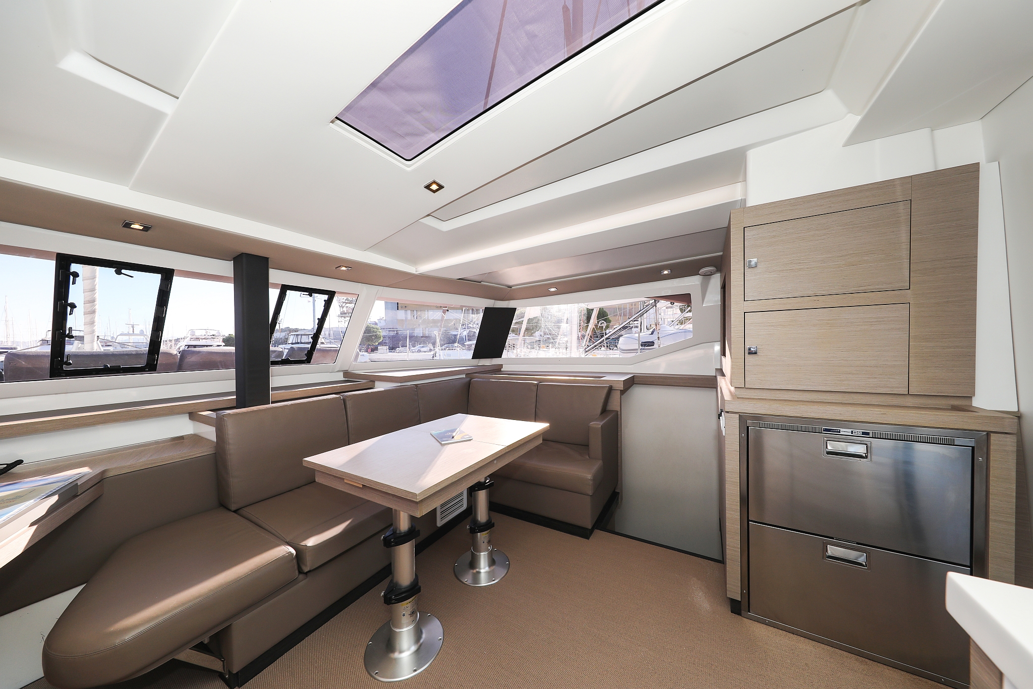 Fountaine Pajot Astrea 42 Quatuor — photo 17