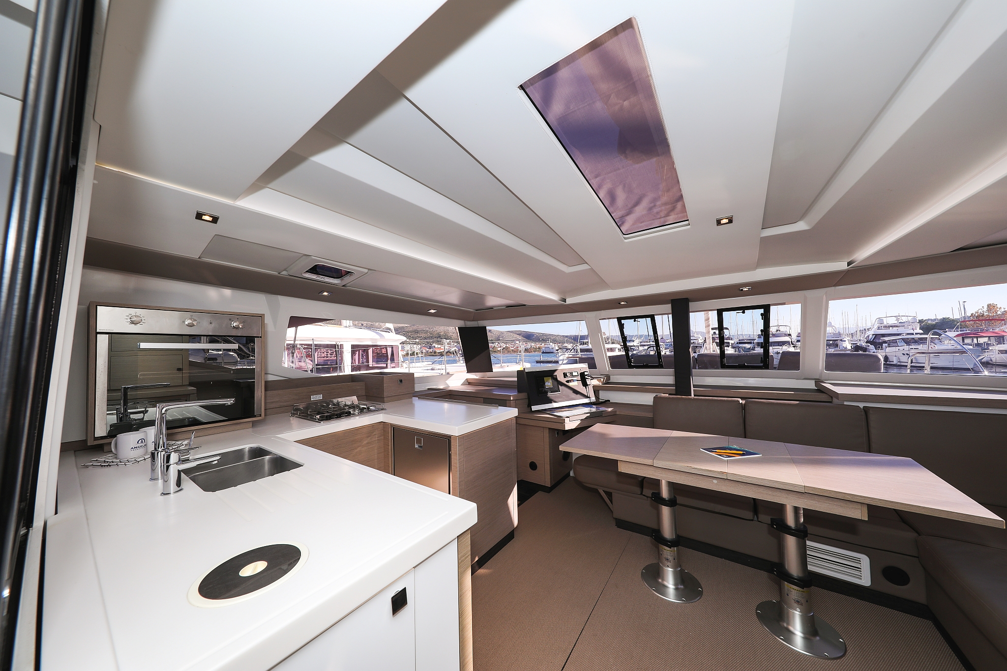 Fountaine Pajot Astrea 42 Quatuor — photo 20