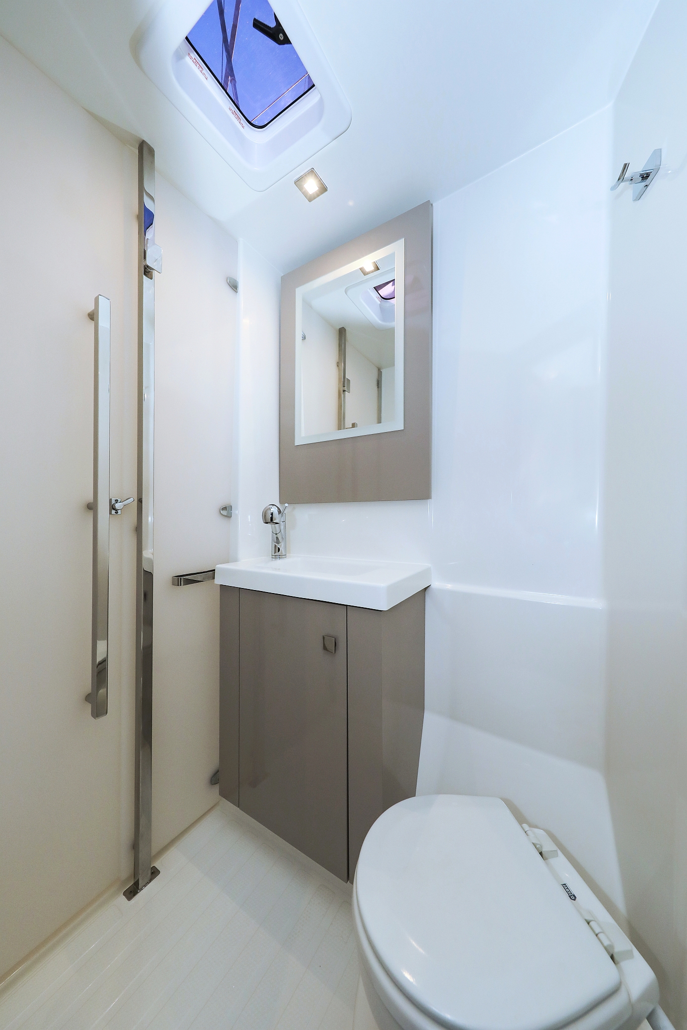 Fountaine Pajot Astrea 42 Quatuor — photo 34