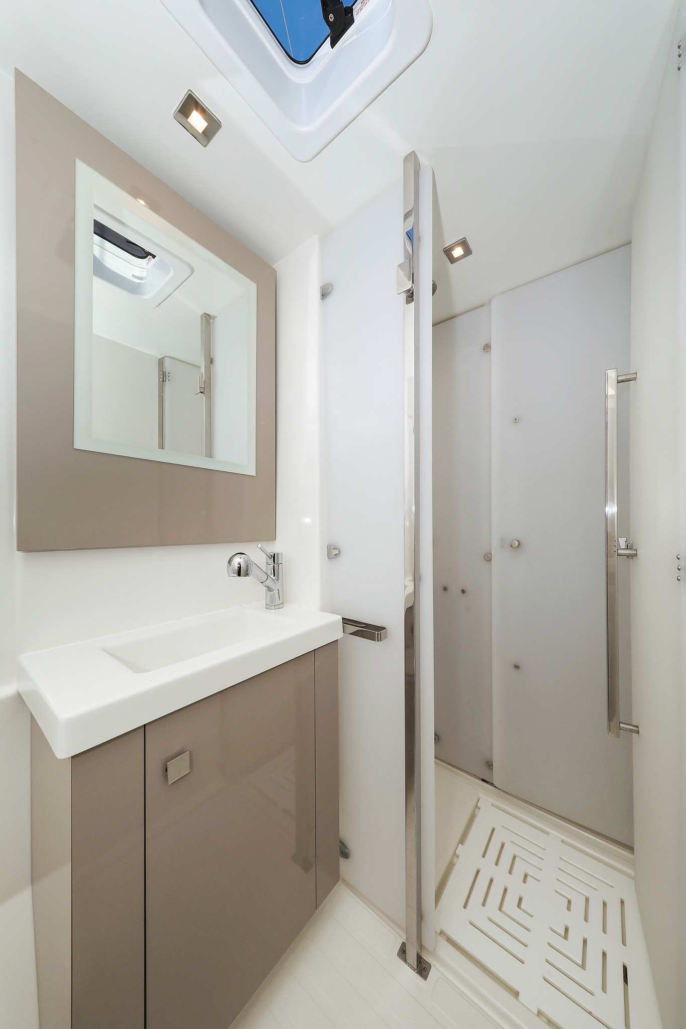 Fountaine Pajot Astrea 42 Quatuor — photo 38