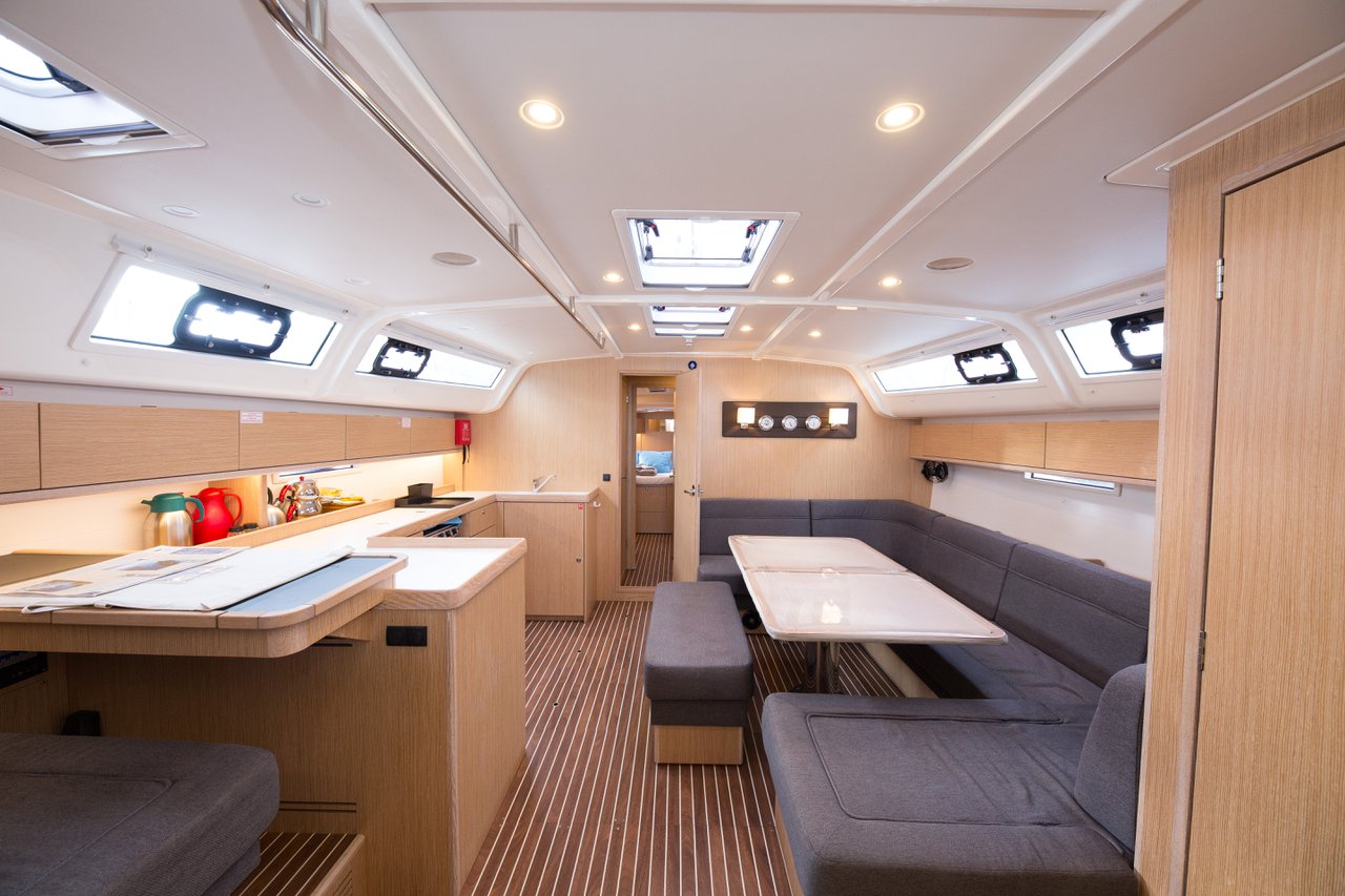 Bavaria Cruiser 51 — photo 4