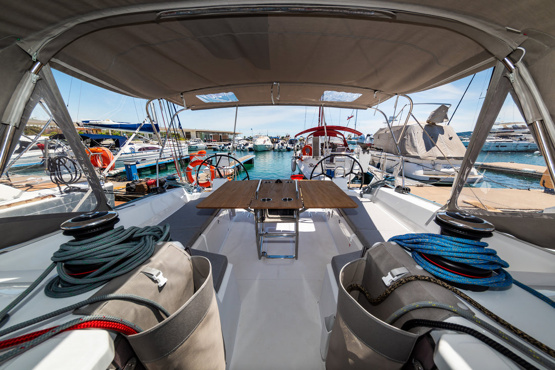 Oceanis 40.1 — photo 10