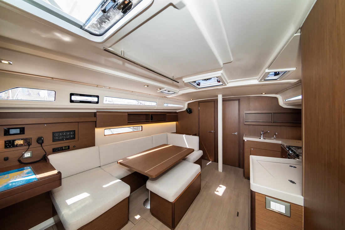 Oceanis 40.1 — photo 13