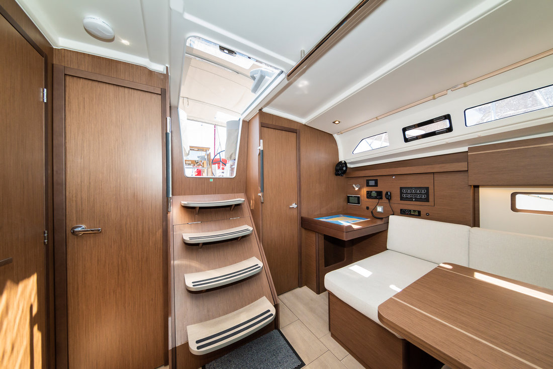 Oceanis 40.1 — photo 21