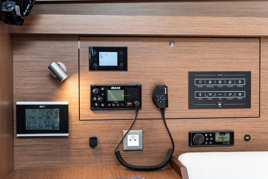 Oceanis 40.1 — photo 23
