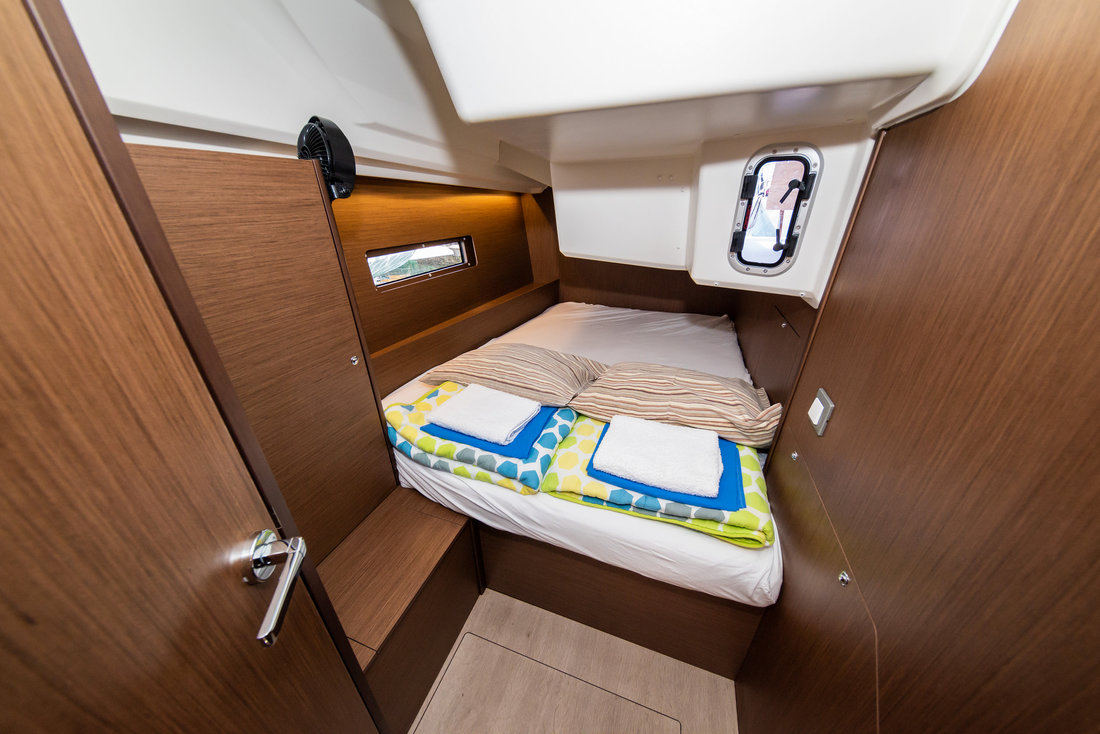 Oceanis 40.1 — photo 30