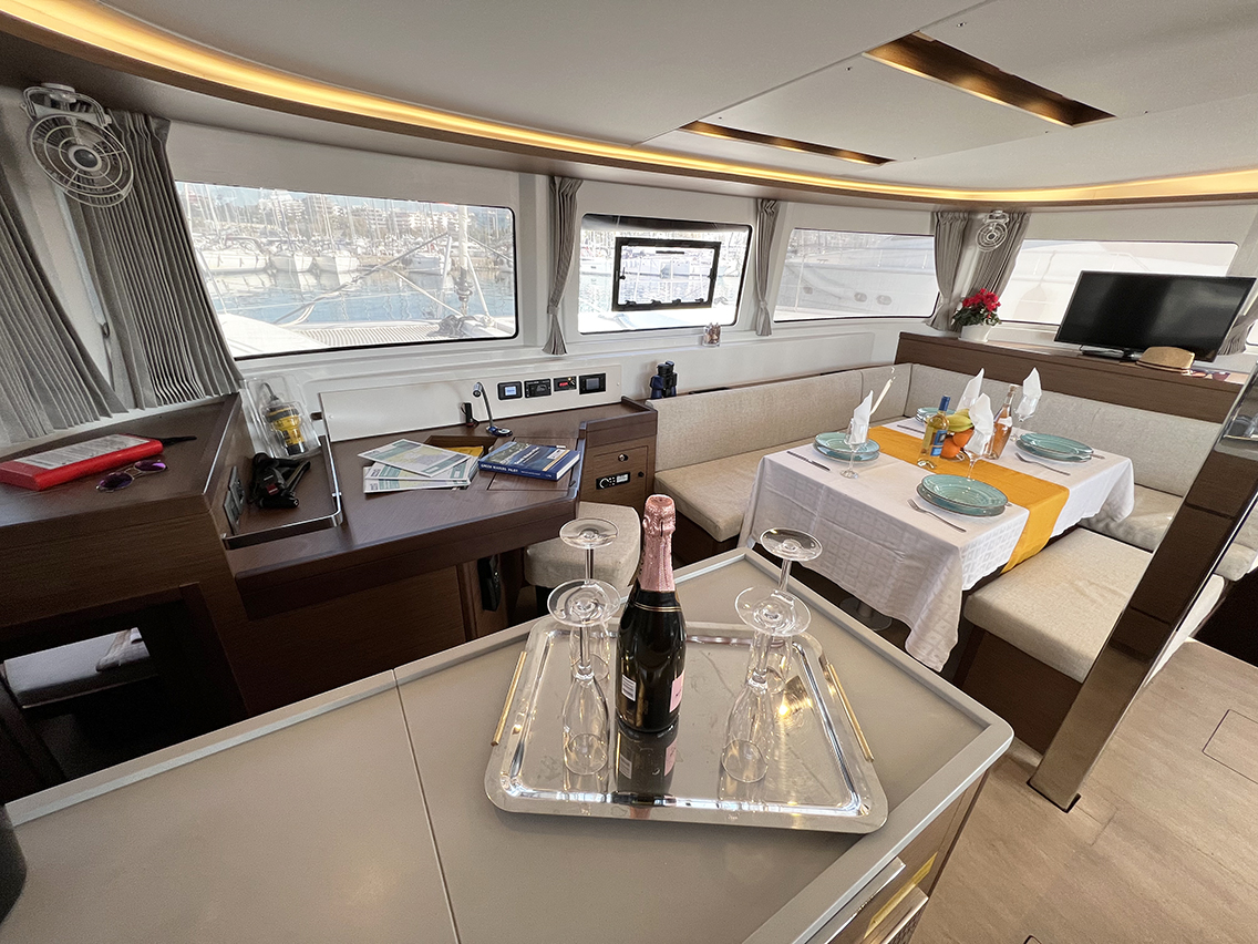 Lagoon 46 - 4 + 2 cab. — photo 4