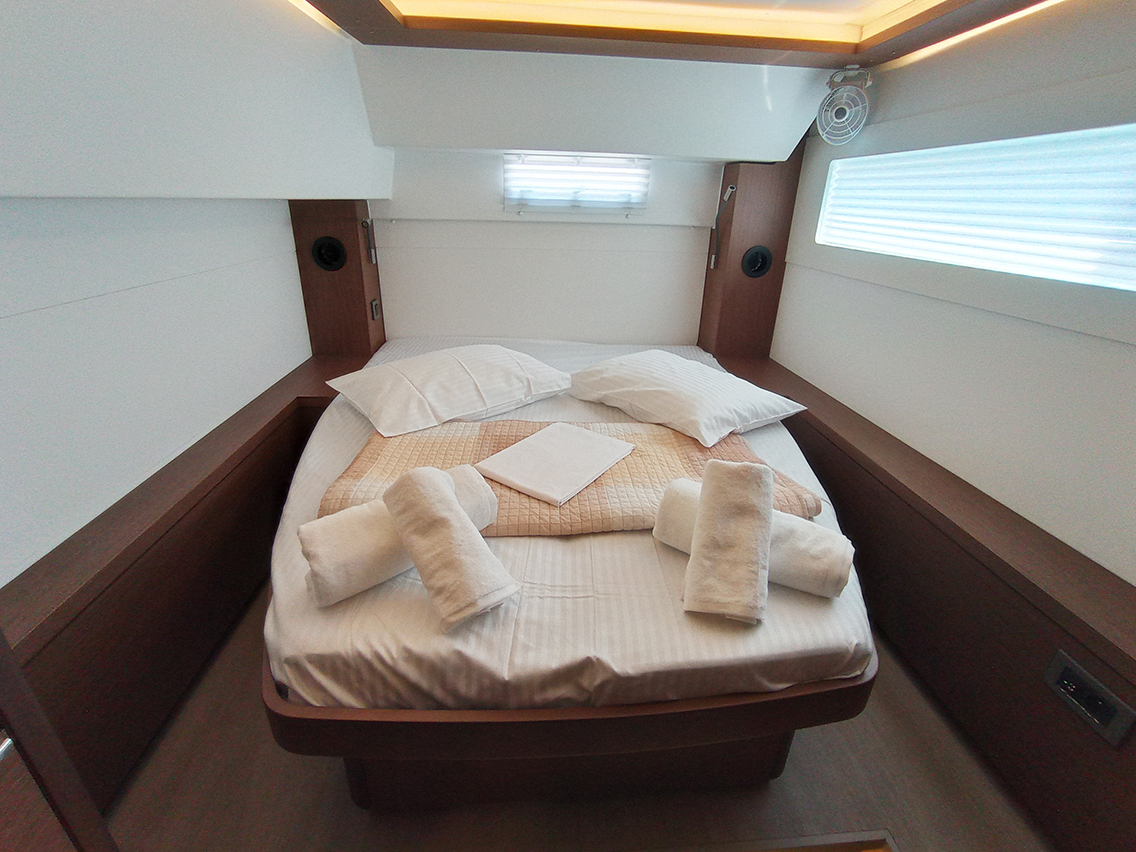 Lagoon 46 - 4 + 2 cab. — photo 18