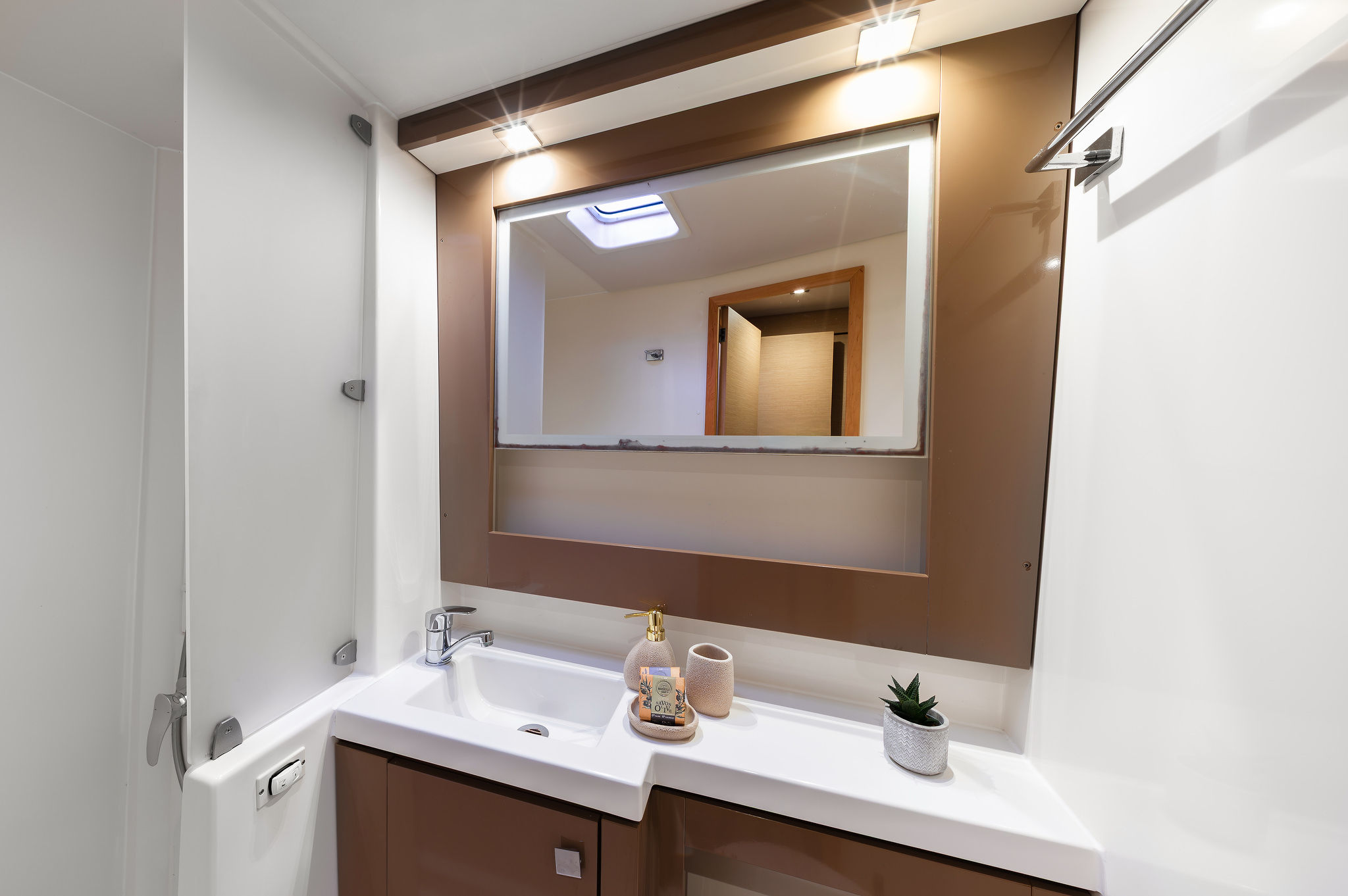 Fountaine Pajot Saba 50 - 6 + 1 cab. — photo 4