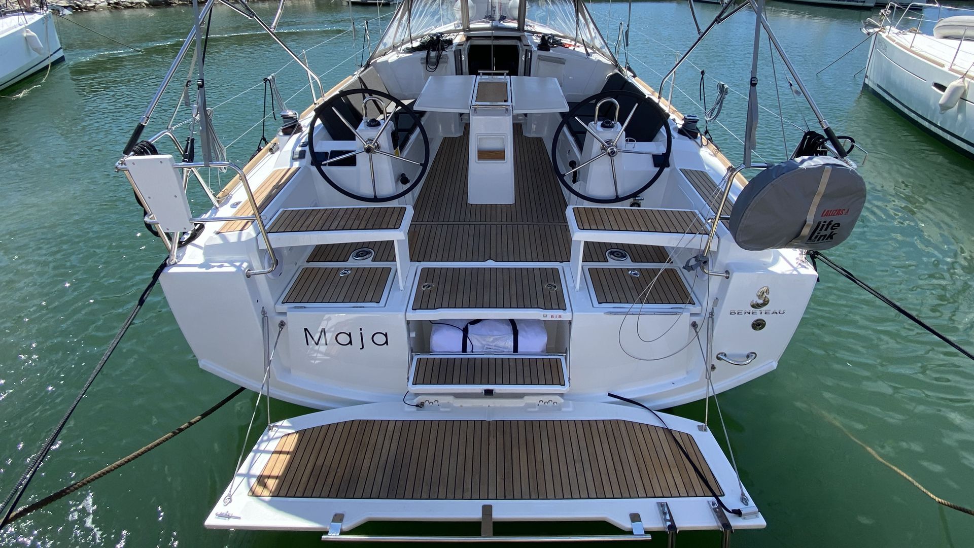 Oceanis 38.1 — photo 5