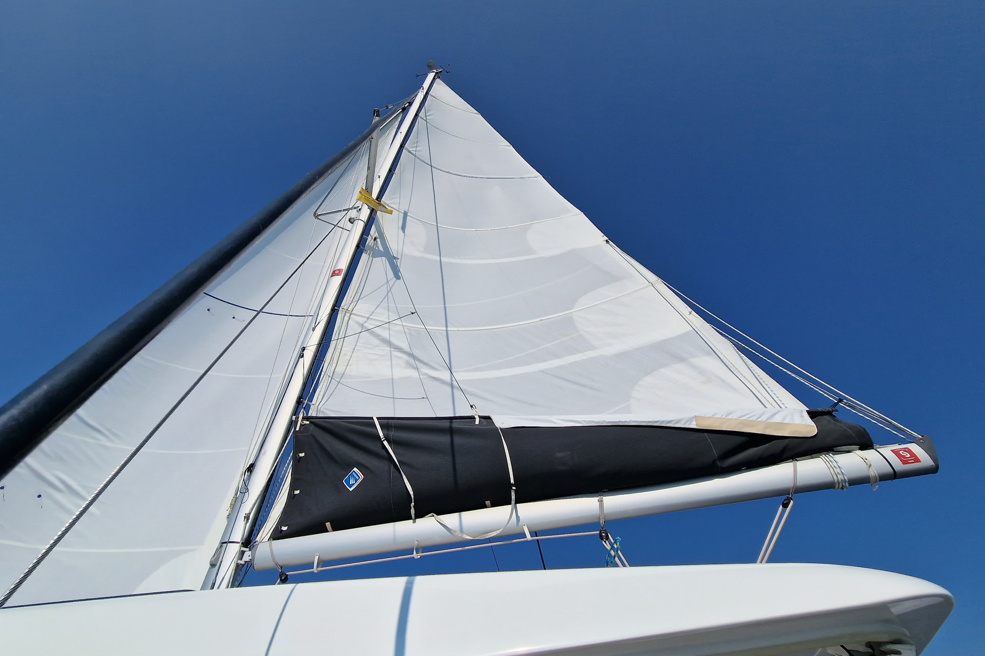 Lagoon 40 - 4 + 2 cab — photo 7