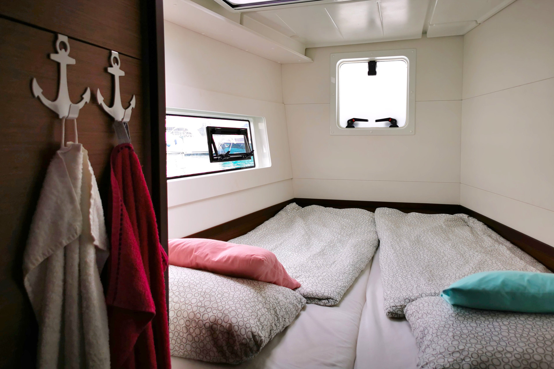 Lagoon 40 - 4 + 2 cab — photo 22