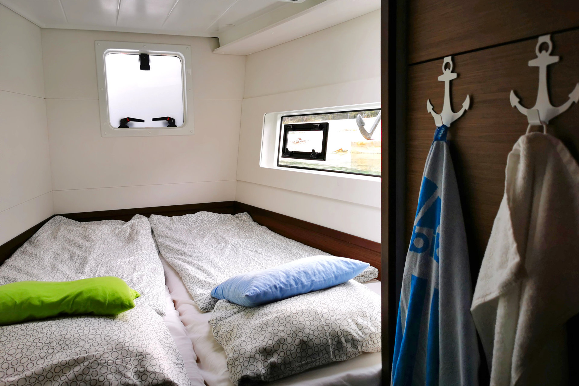 Lagoon 40 - 4 + 2 cab — photo 23