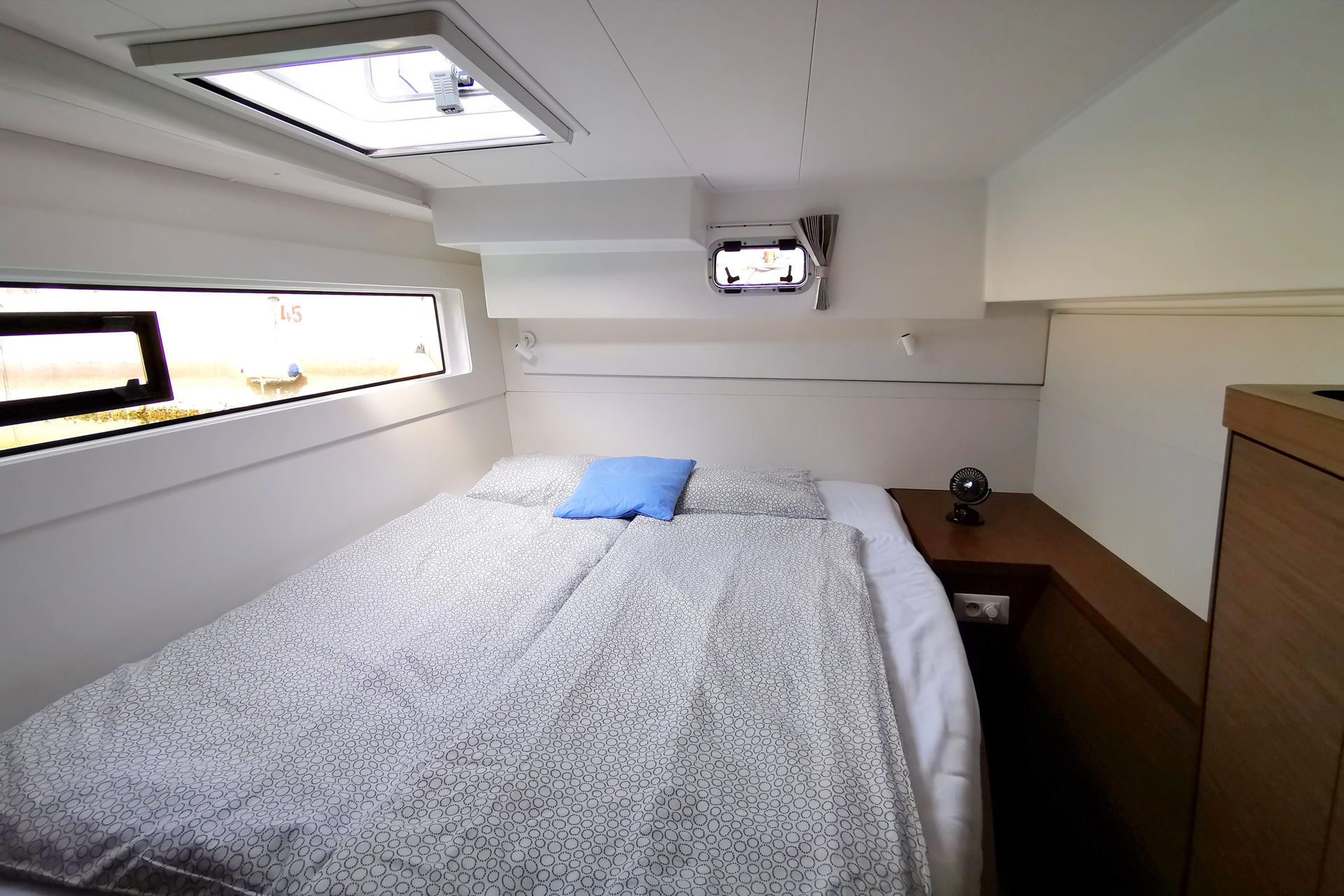 Lagoon 40 - 4 + 2 cab — photo 24