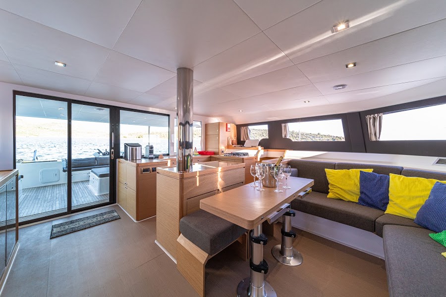 Dufour 48 Catamaran - 5 + 1 cab. — photo 12