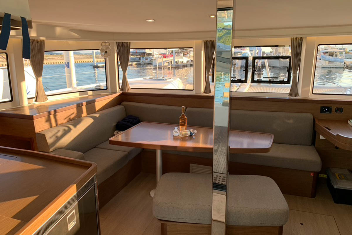 Lagoon 42 - 4 + 2 cab. — photo 18