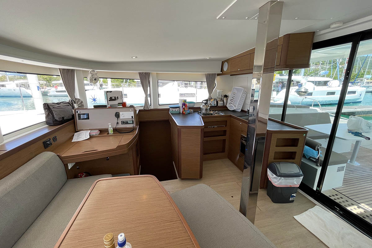 Lagoon 42 - 4 + 2 cab. — photo 20