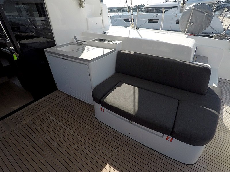 Lagoon 50 - 6 + 1 cab. — photo 17