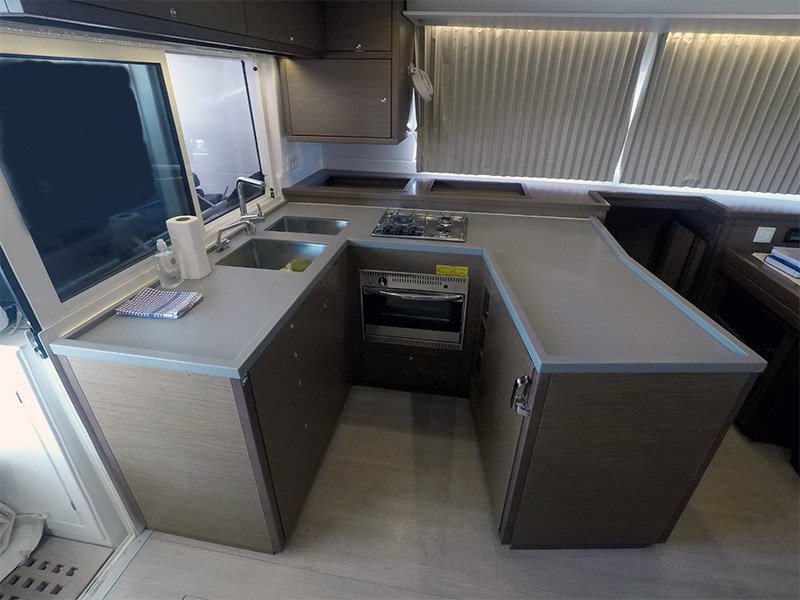 Lagoon 450 - 4 + 2 cab. — photo 14