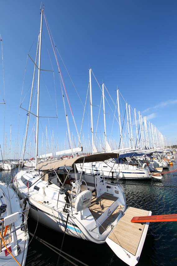 Bavaria Cruiser 41S — photo 3