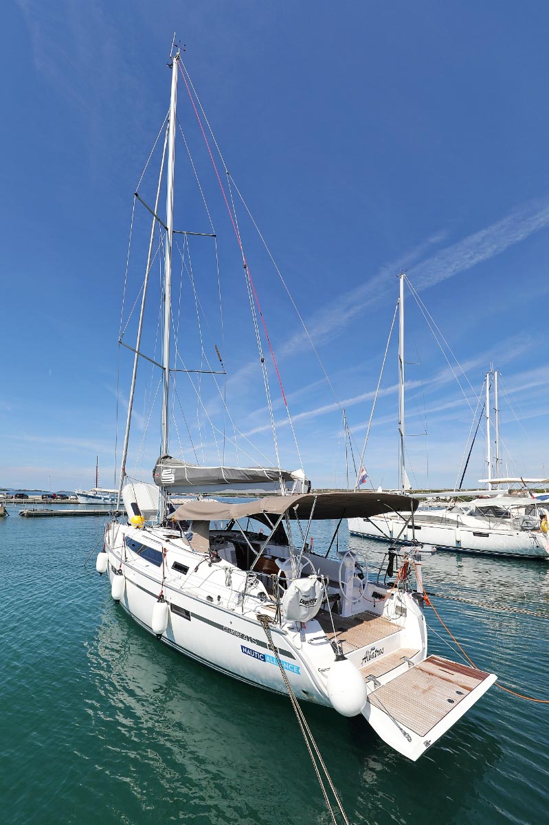 Bavaria Cruiser 41S — photo 3