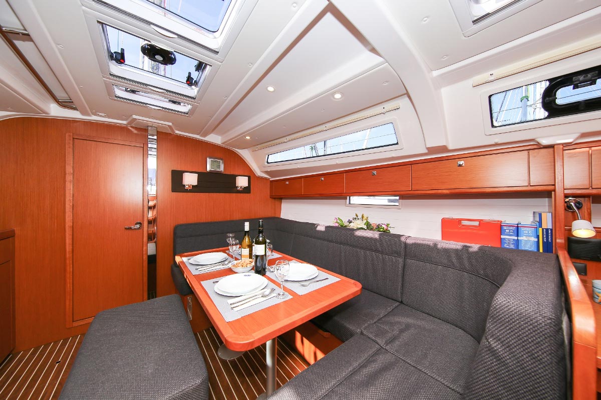 Bavaria Cruiser 41S — photo 12
