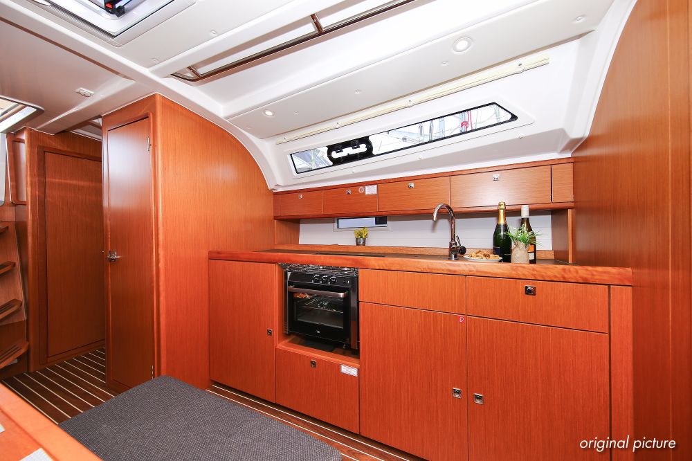 Bavaria Cruiser 41S — photo 11