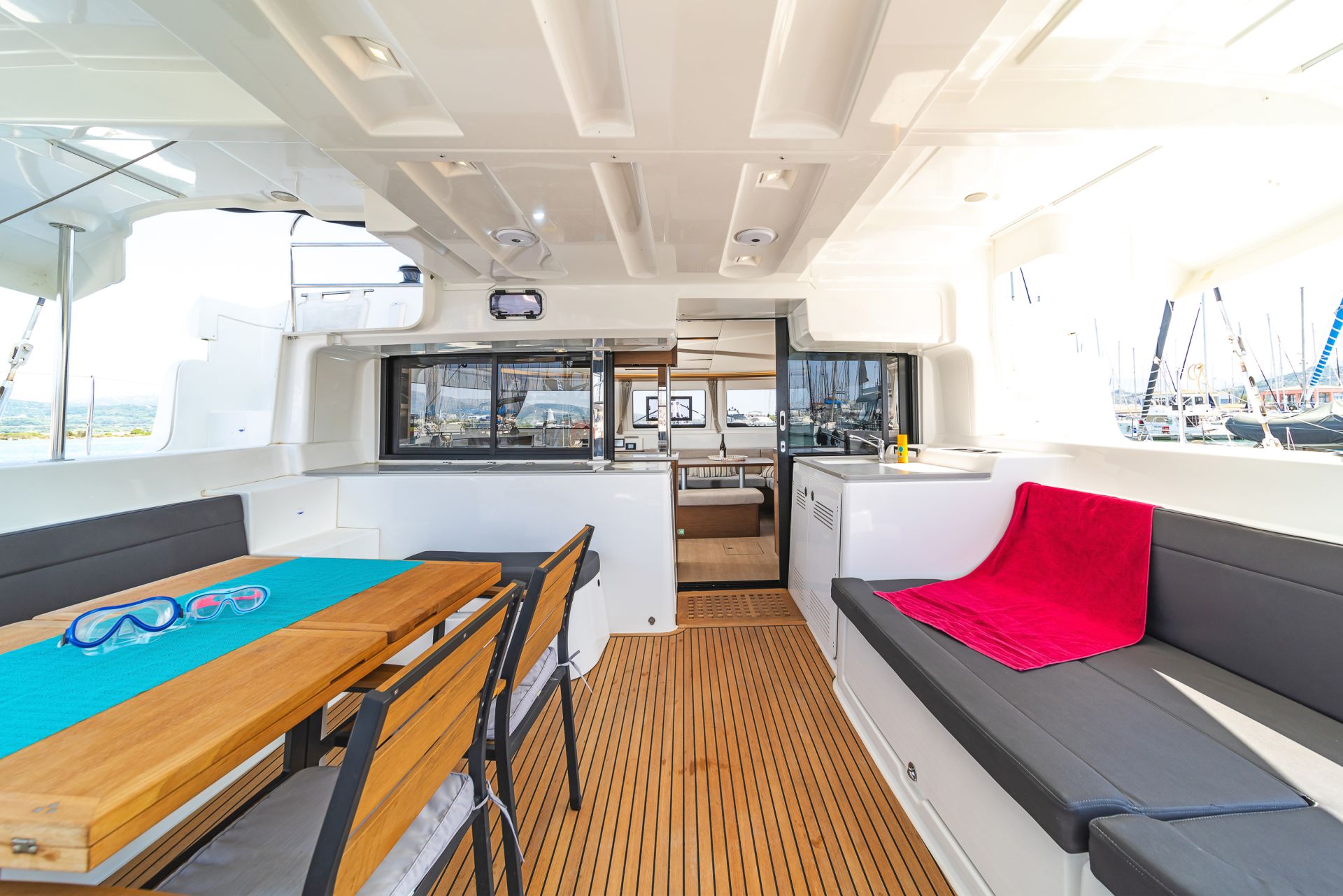 Lagoon 46 - 4 + 2 cab. — photo 9