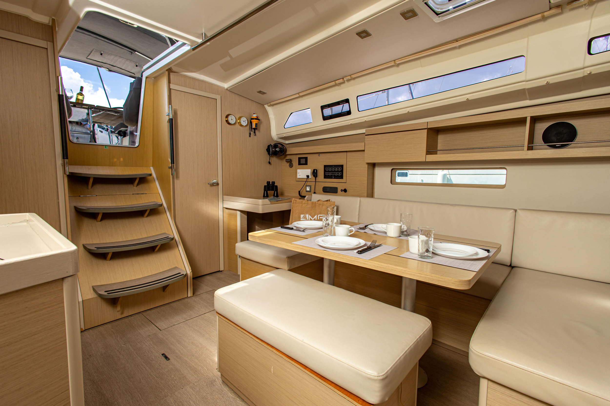 Oceanis 40.1 — photo 6