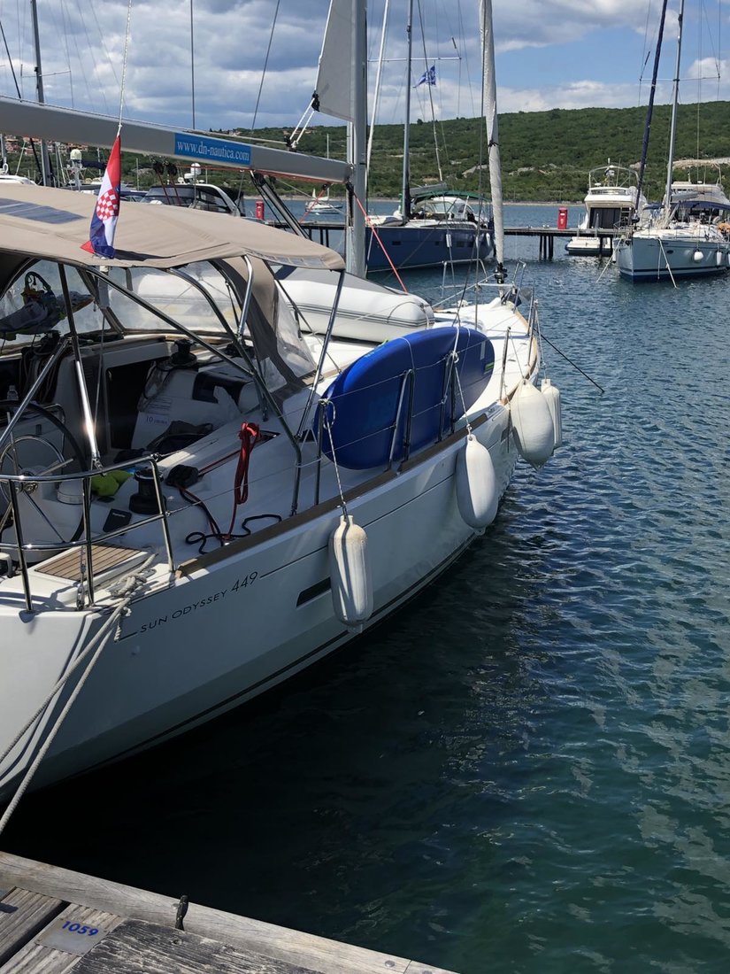 Sun Odyssey 449 — photo 11