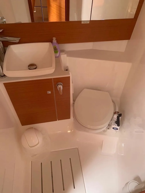 Dufour 430 GL — photo 16