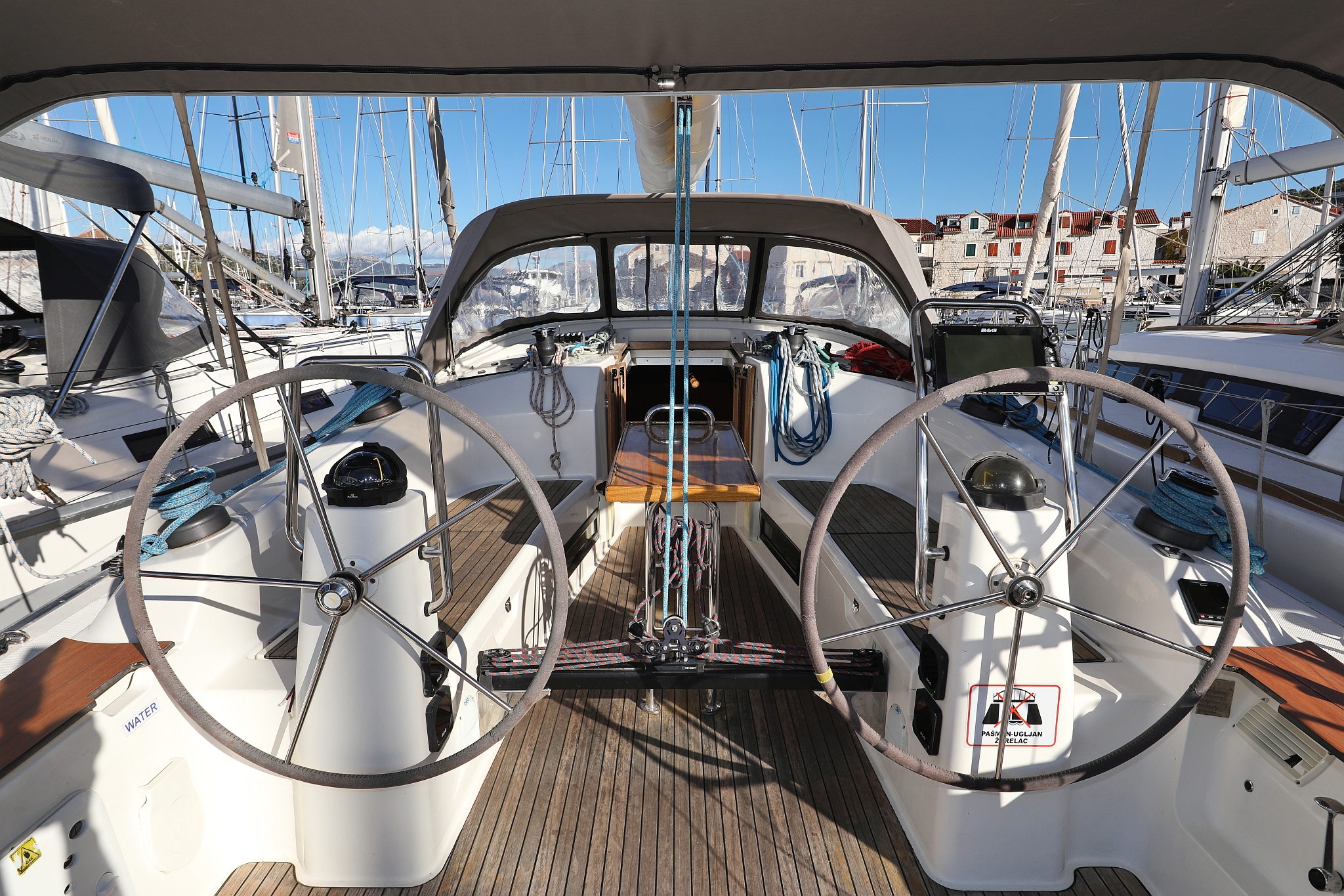 Bavaria Cruiser 40 S — photo 11